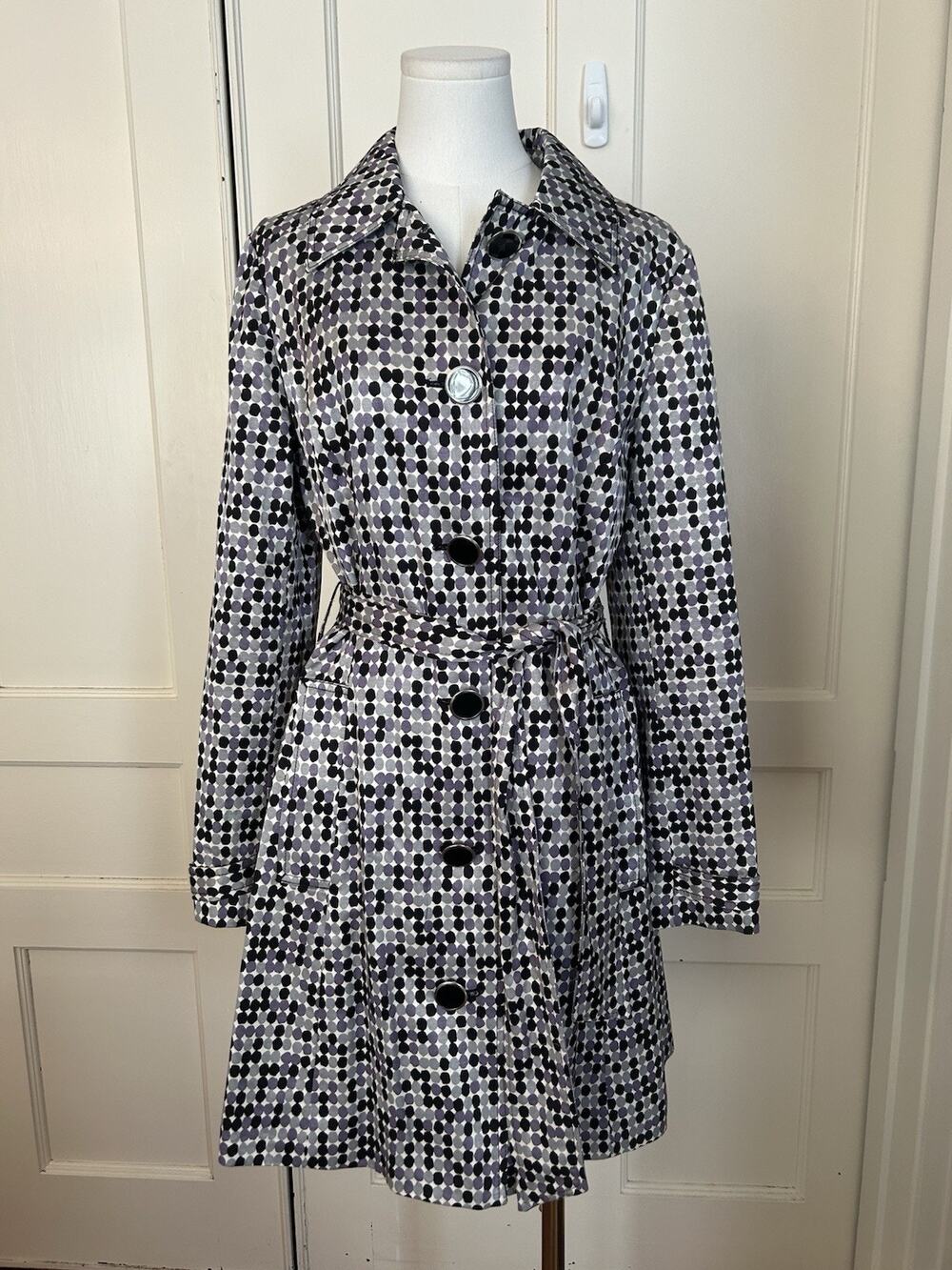 Apt. 9 Polka Dot Button Collared Mid Length Rain Coat Womens Size Medium Purple